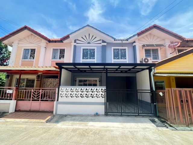 ทาวน์โฮม พฤกษา39 ใหญ่ขนาด 17 ตร.วา 1750000 – FOR SALE